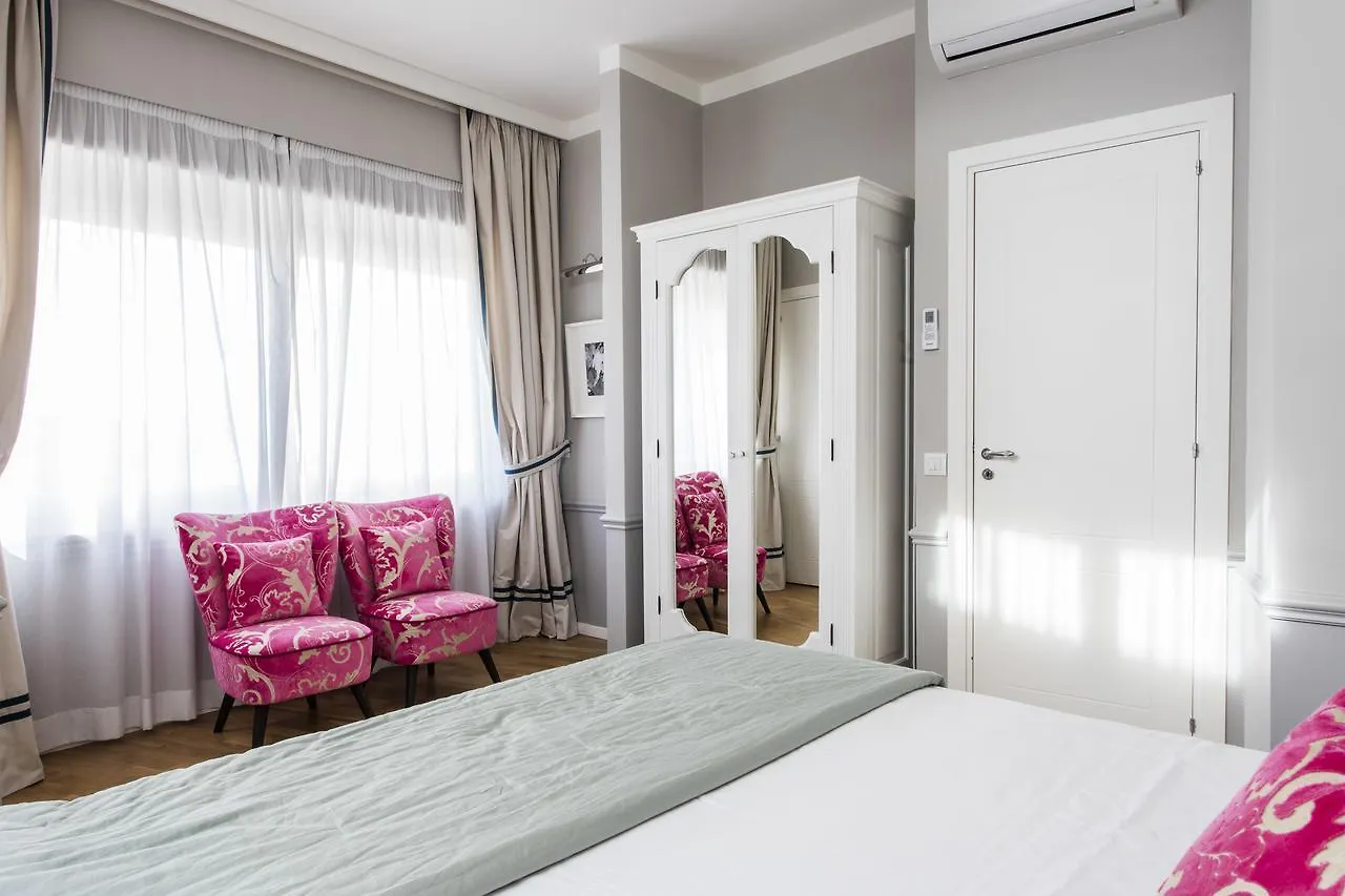 La Malandrina - Apartments & Suites Taormina Hotel apartamentowy