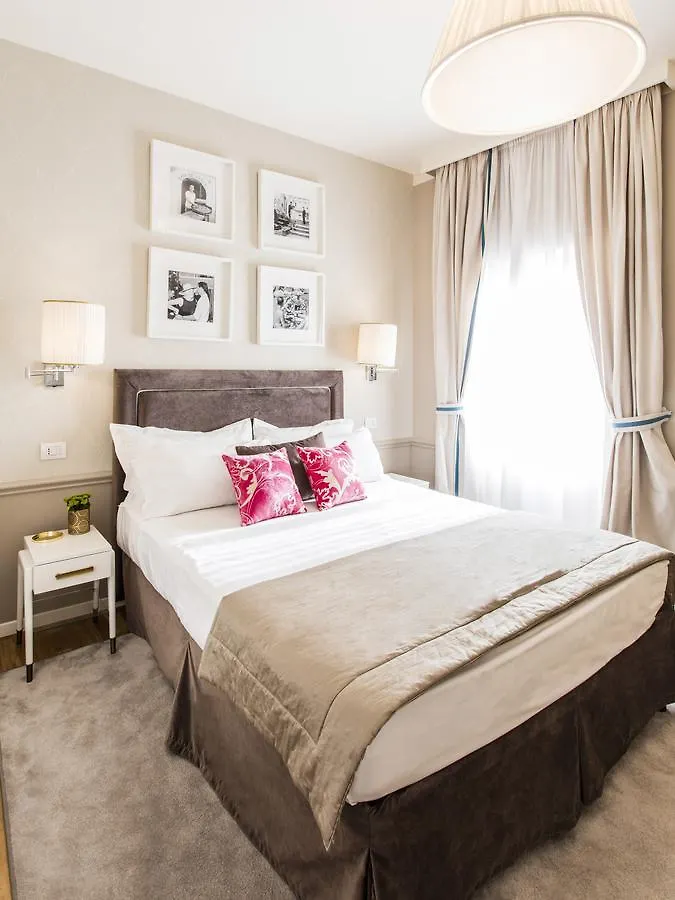 Aparthotel La Malandrina - Apartments & Suites Taormina