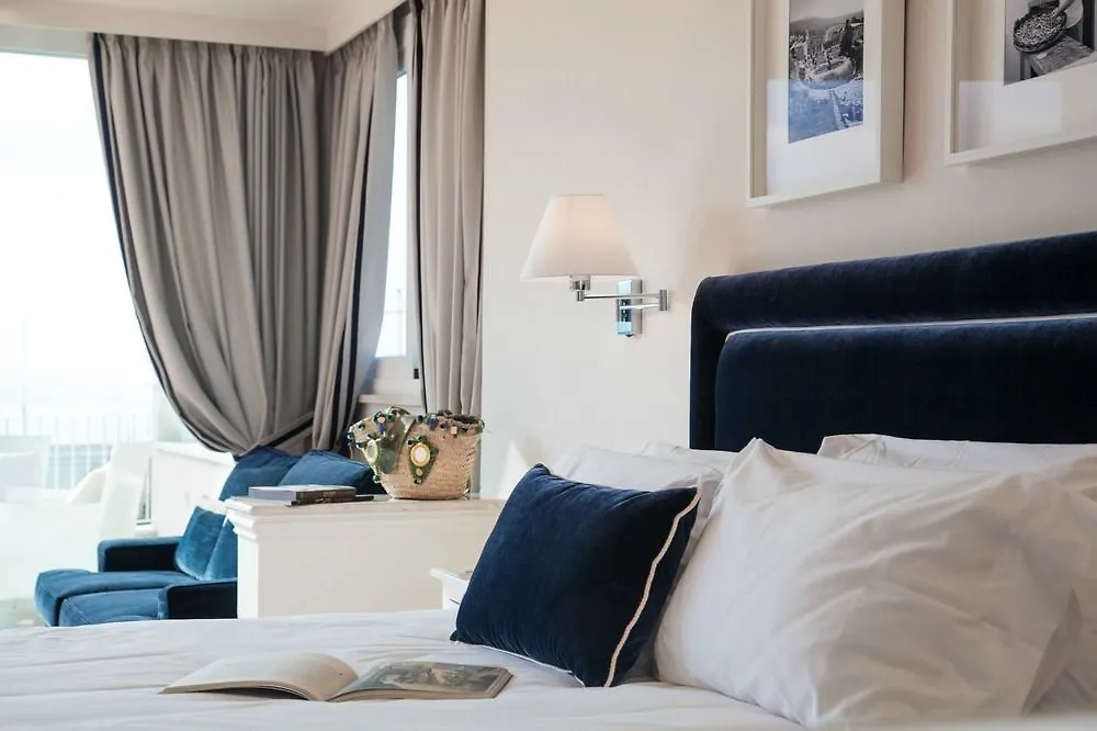 Aparthotel La Malandrina - Apartments & Suites Taormina